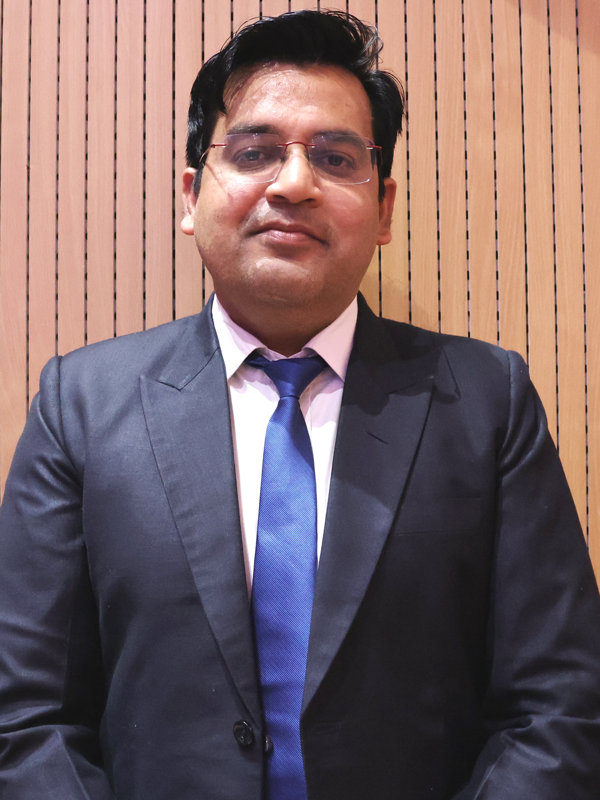 Mr. Ravinder Kumar